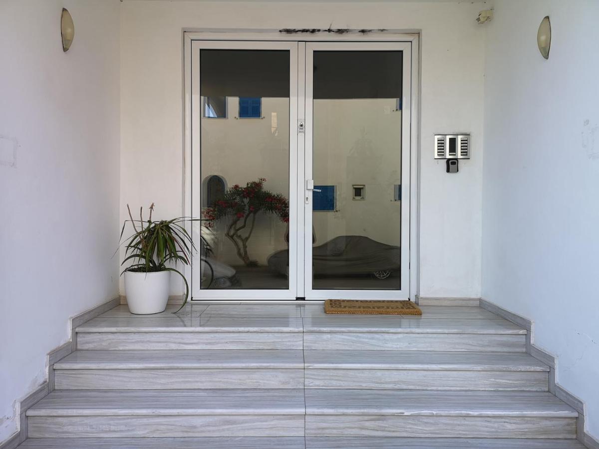 Garden 20m From The Sea I3 *